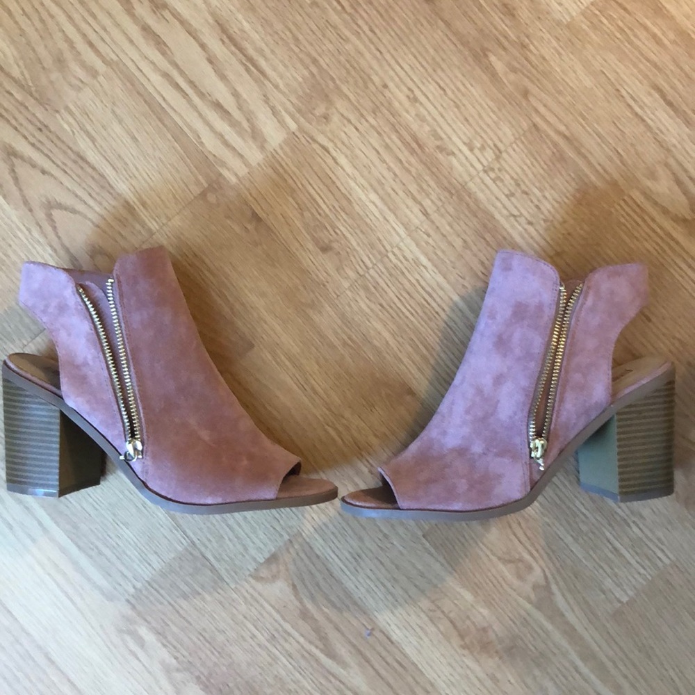 Cut out heel sandals